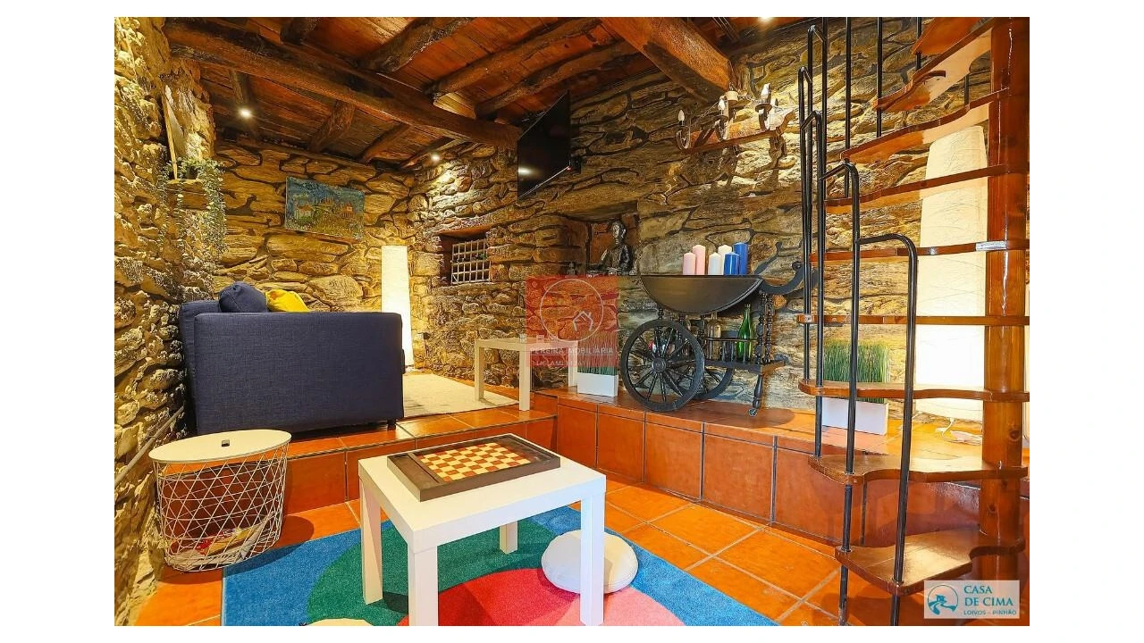 Moradia T2 para Venda em Pinhão Foto 3