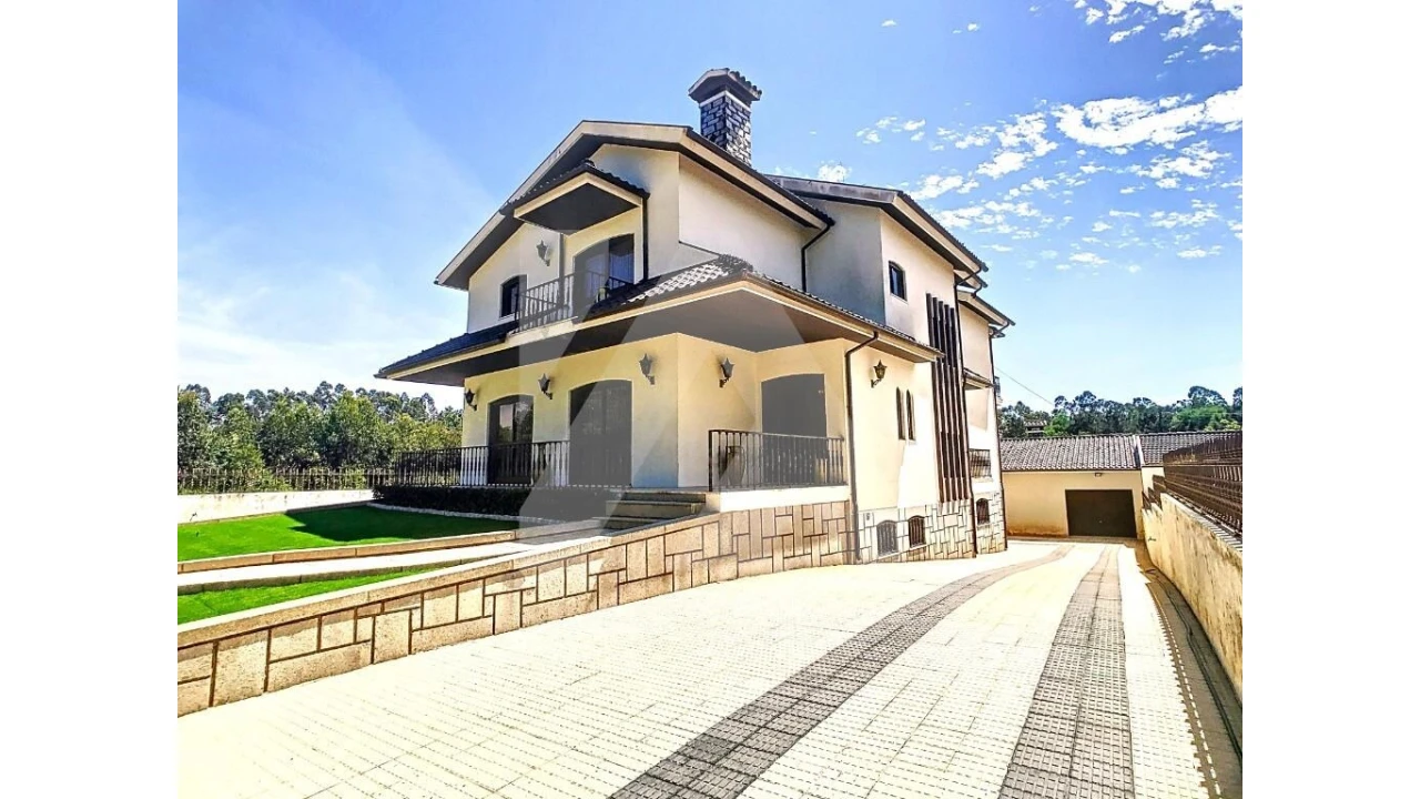 Moradia T5 para Venda em Ovar, São João, Arada e São Vicente de Pereira Jusã Foto 53