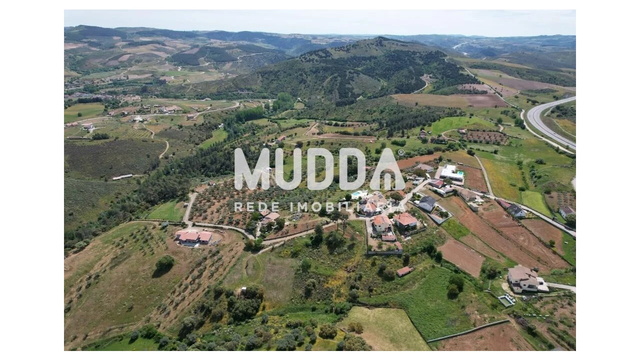 Terreno para Venda em Sé, Santa Maria e Meixedo Foto 5