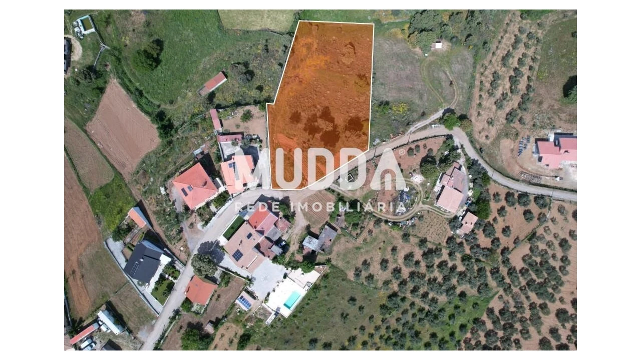 Terreno para Venda em Sé, Santa Maria e Meixedo Foto 3