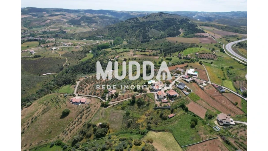 Terreno para Venda em Sé, Santa Maria e Meixedo Foto 5