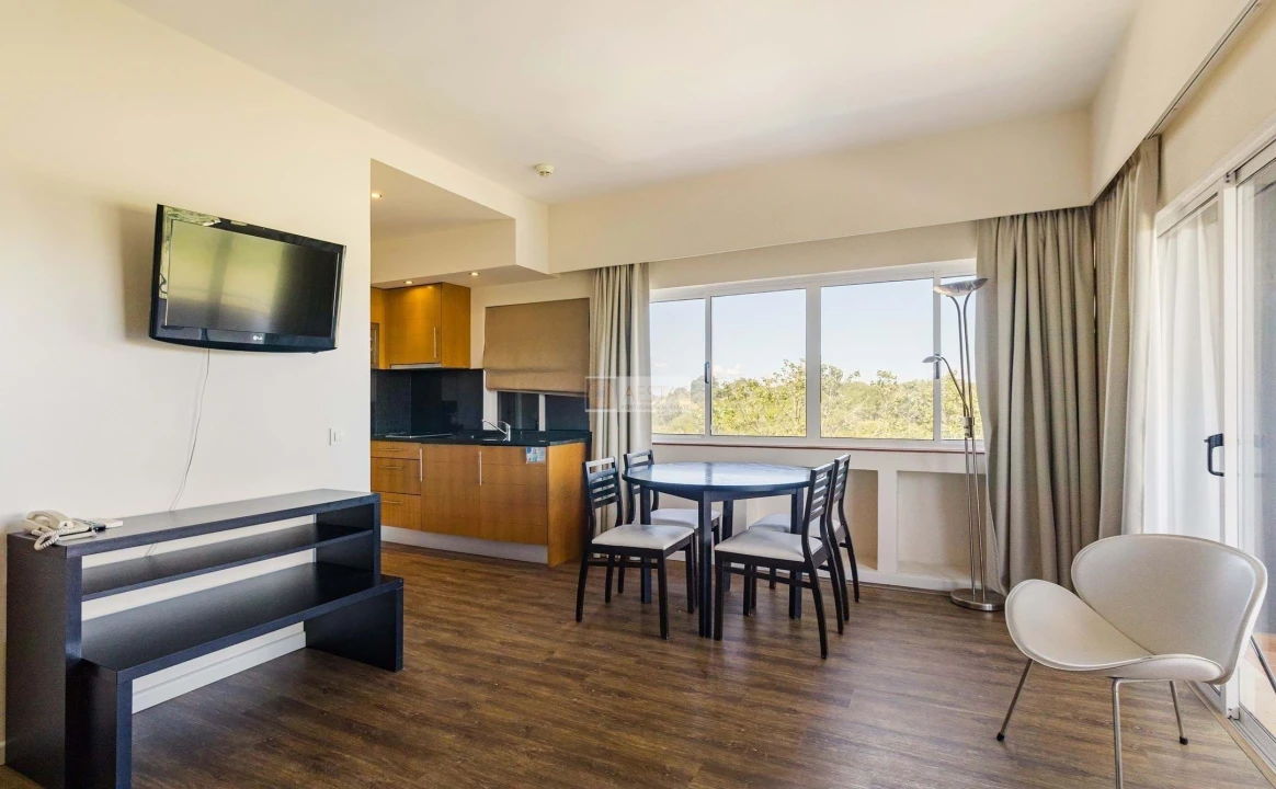 Apartamento T1 para Venda em Alvor Foto 3