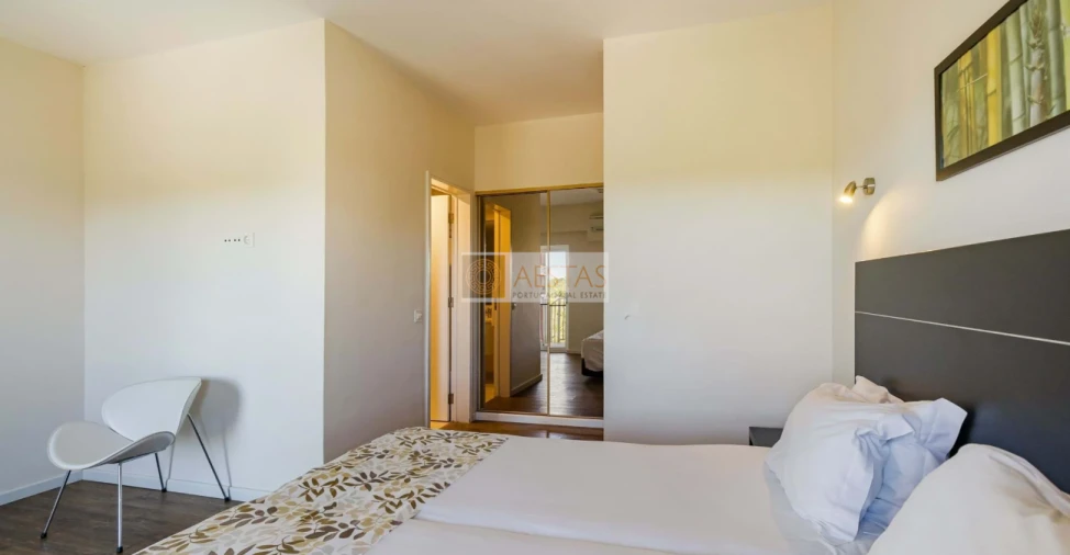 Apartamento T1 para Venda em Alvor Foto 8