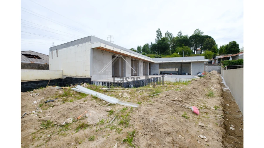 Moradia para Venda em Nogueira e Silva Escura Foto 41