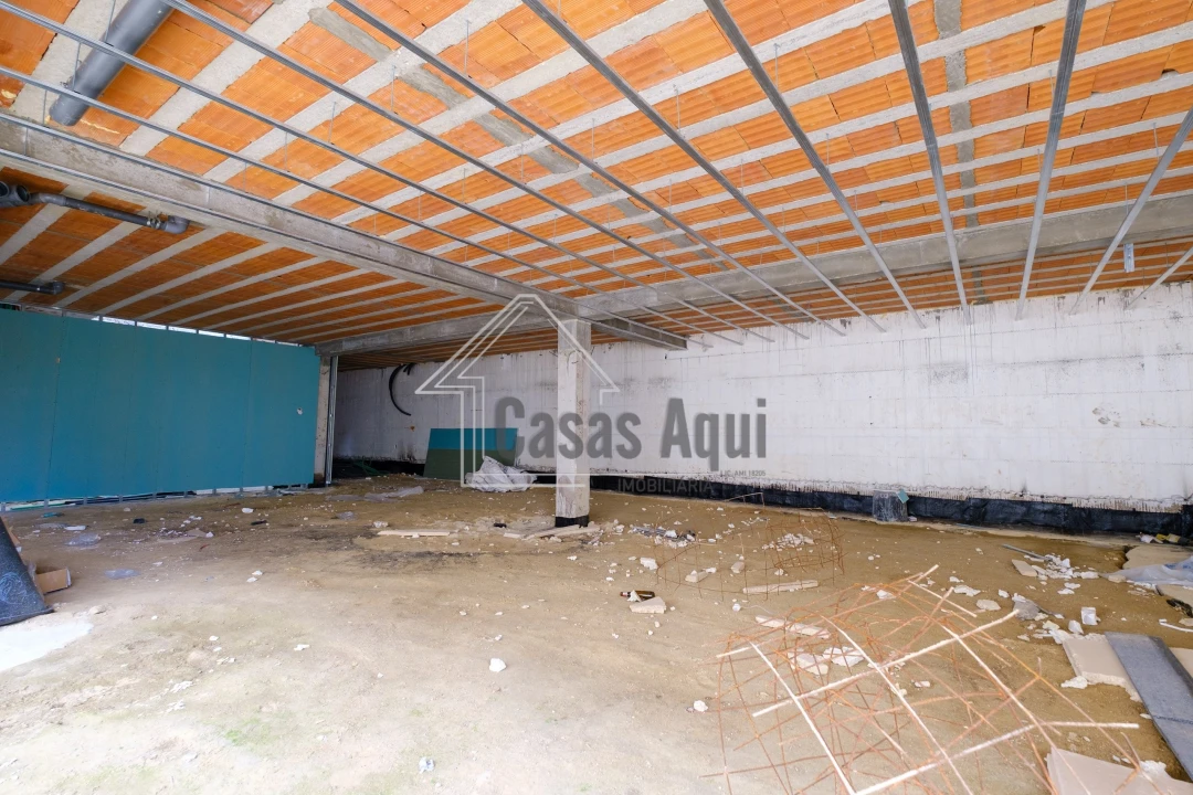 Moradia para Venda em Nogueira e Silva Escura Foto 39