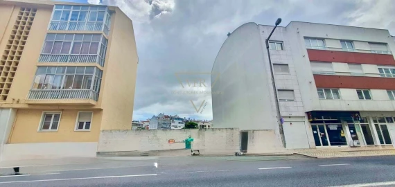 Terreno para Venda em Benfica