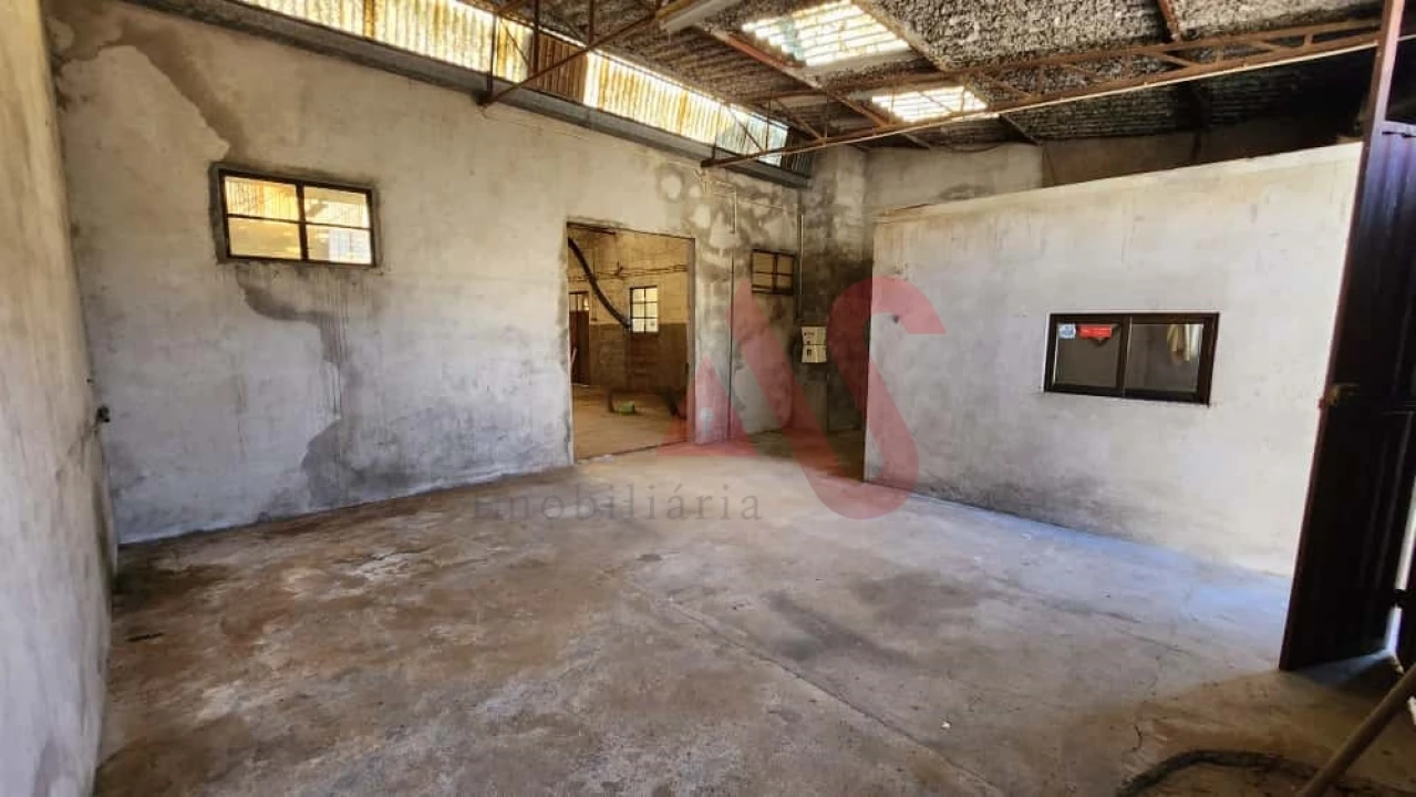 Armazém para Venda em Penamaior Foto 8