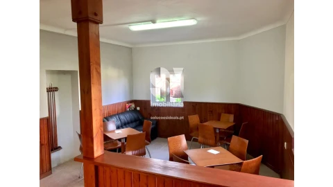 Moradia T5 para Venda em Adoufe e Vilarinho de Samardã