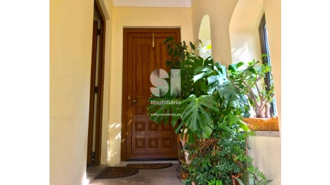Moradia T5 para Venda em Adoufe e Vilarinho de Samardã