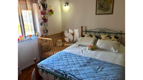 Moradia T5 para Venda em Adoufe e Vilarinho de Samardã