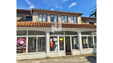 Moradia T5 para Venda em Adoufe e Vilarinho de Samardã