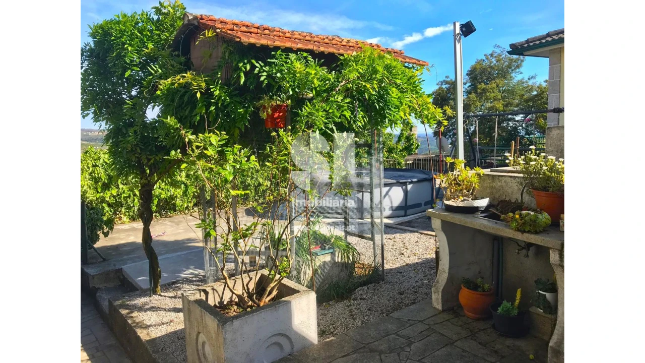 Moradia T5 para Venda em Adoufe e Vilarinho de Samardã Foto 18