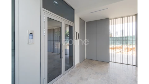 Apartamento T2 para Venda em São Domingos de Benfica