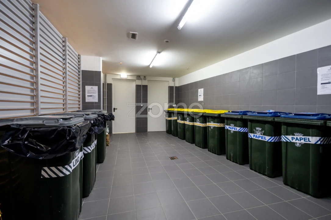 Apartamento T2 para Venda em São Domingos de Benfica Foto 43