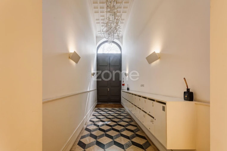 Apartamento T1 para Venda em Santo António Foto 4