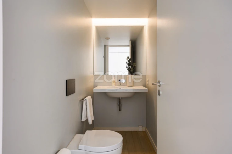 Apartamento T1 para Venda em Santo António Foto 19