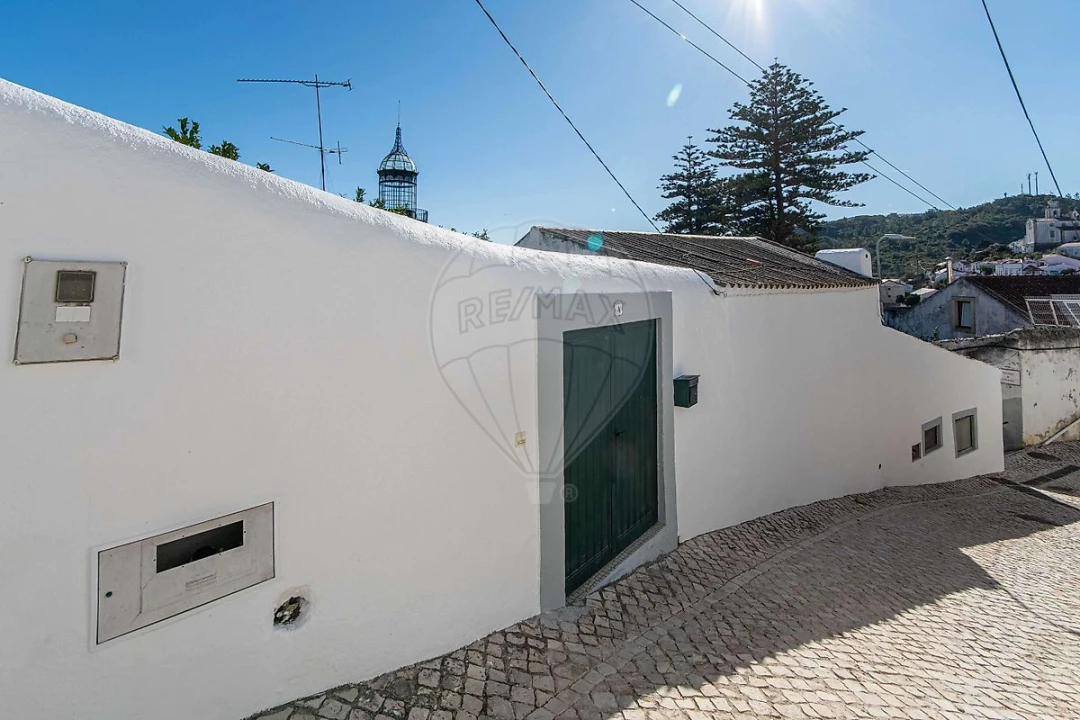 Prédio para Venda em Alenquer (Santo Estêvão e Triana) Foto 3