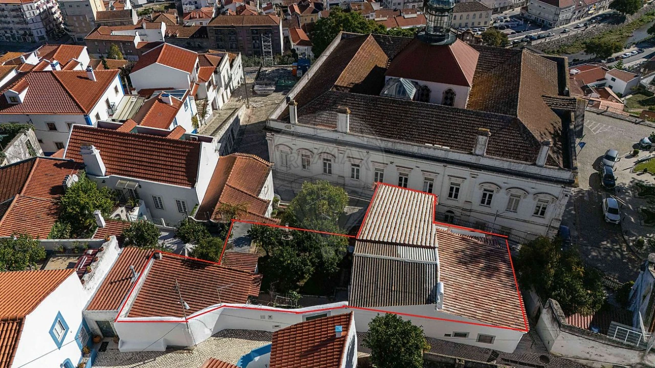 Prédio para Venda em Alenquer (Santo Estêvão e Triana) Foto 5