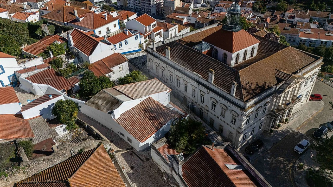 Prédio para Venda em Alenquer (Santo Estêvão e Triana) Foto 6