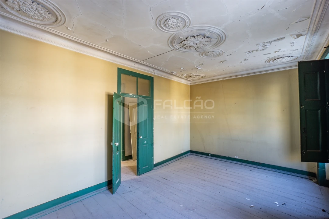 Moradia T6 para Venda em Marvila, Ribeira Santarém, São Salvador, São Nicolau Foto 15