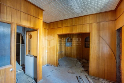 Moradia T6 para Venda em Marvila, Ribeira Santarém, São Salvador, São Nicolau