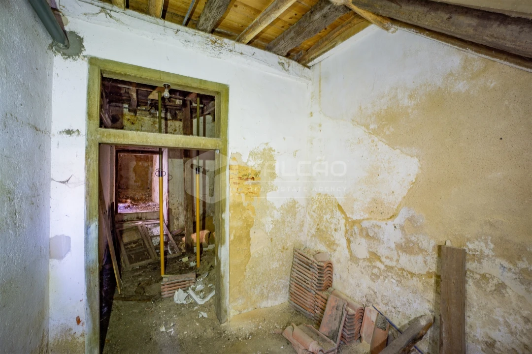 Moradia T6 para Venda em Marvila, Ribeira Santarém, São Salvador, São Nicolau Foto 33