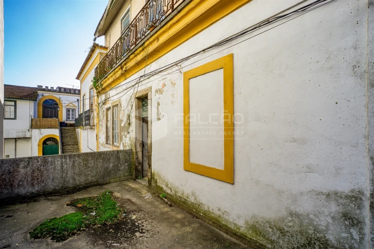 Moradia T6 para Venda em Marvila, Ribeira Santarém, São Salvador, São Nicolau Foto 18