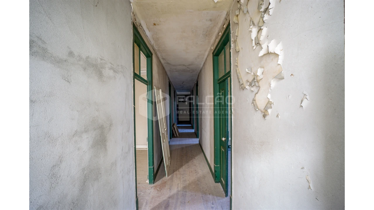 Moradia T6 para Venda em Marvila, Ribeira Santarém, São Salvador, São Nicolau Foto 14