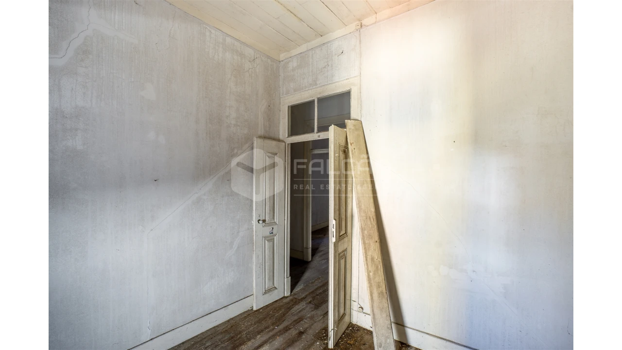 Moradia T6 para Venda em Marvila, Ribeira Santarém, São Salvador, São Nicolau Foto 21