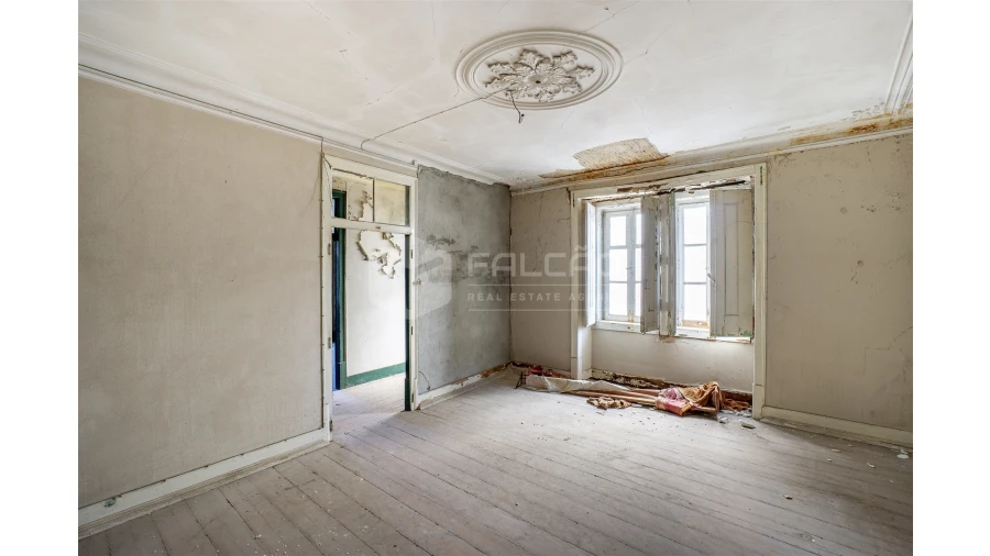 Moradia T6 para Venda em Marvila, Ribeira Santarém, São Salvador, São Nicolau Foto 13