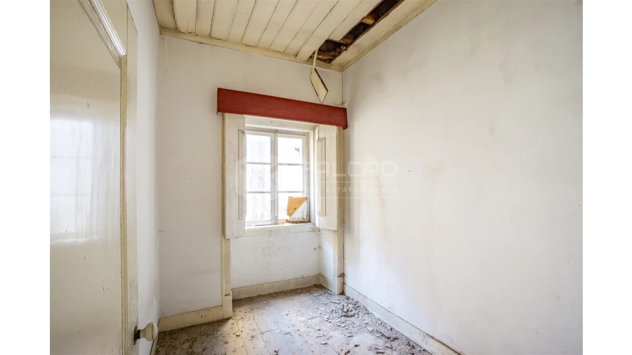 Moradia T6 para Venda em Marvila, Ribeira Santarém, São Salvador, São Nicolau Foto 24