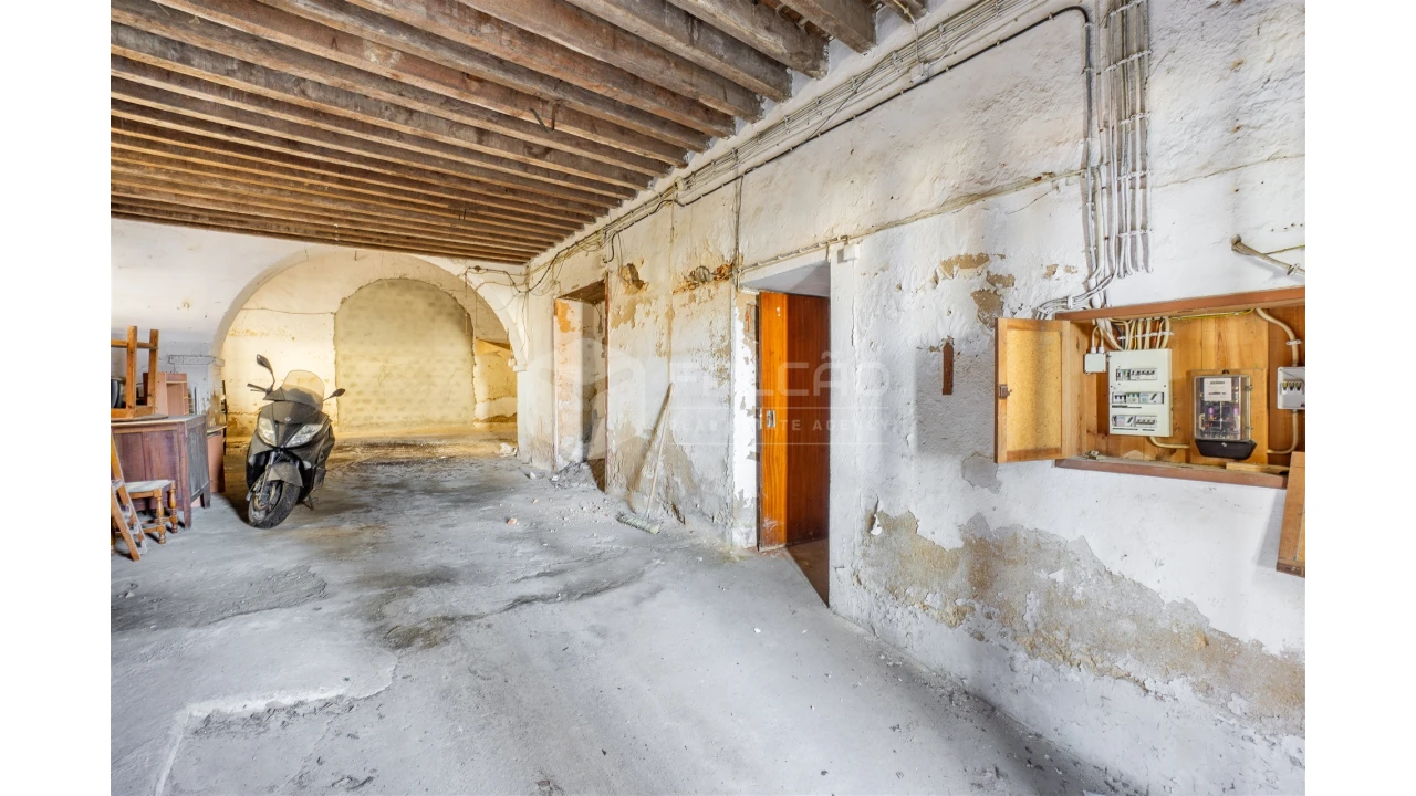 Moradia T6 para Venda em Marvila, Ribeira Santarém, São Salvador, São Nicolau Foto 32