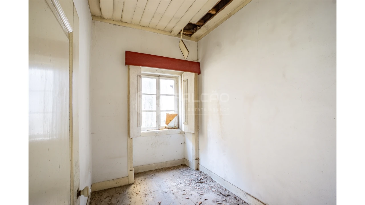 Moradia T6 para Venda em Marvila, Ribeira Santarém, São Salvador, São Nicolau Foto 24