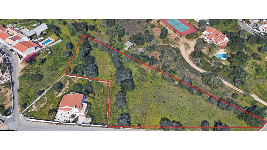 Terreno para Venda em Armação de Pera Foto 2