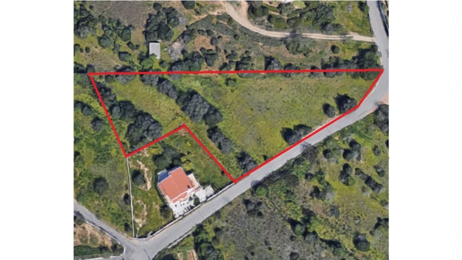 Terreno para Venda em Armação de Pera Foto 4