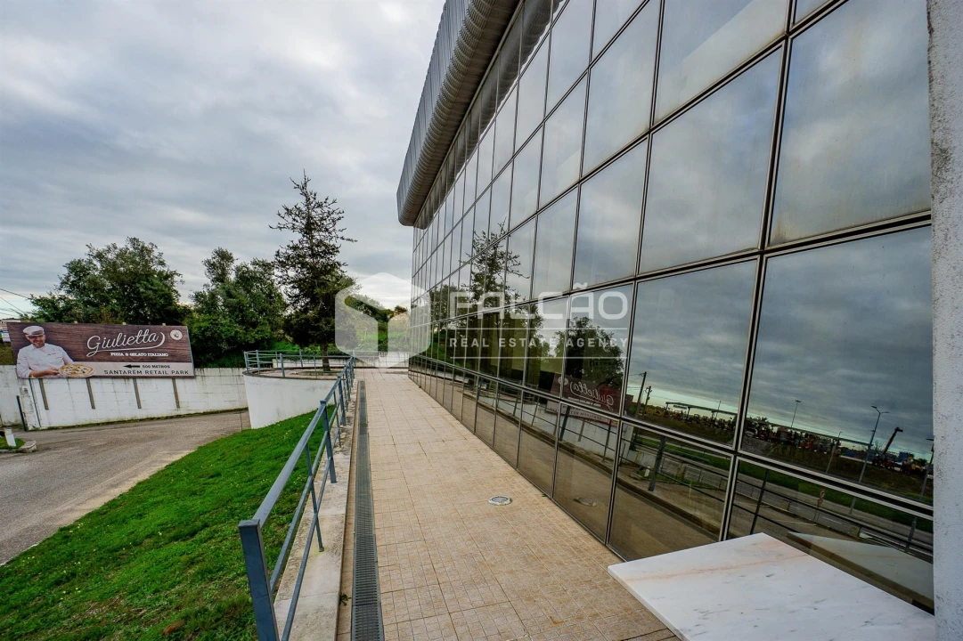 Armazém para Venda em Marvila, Ribeira Santarém, São Salvador, São Nicolau Foto 5