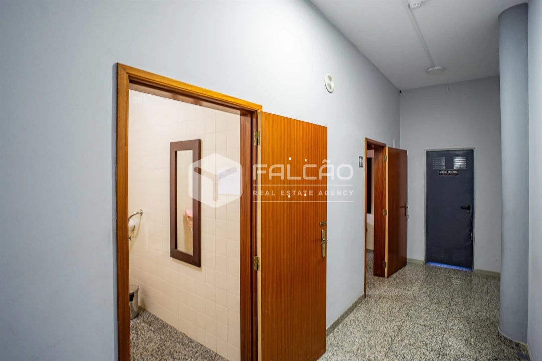 Armazém para Venda em Marvila, Ribeira Santarém, São Salvador, São Nicolau Foto 25