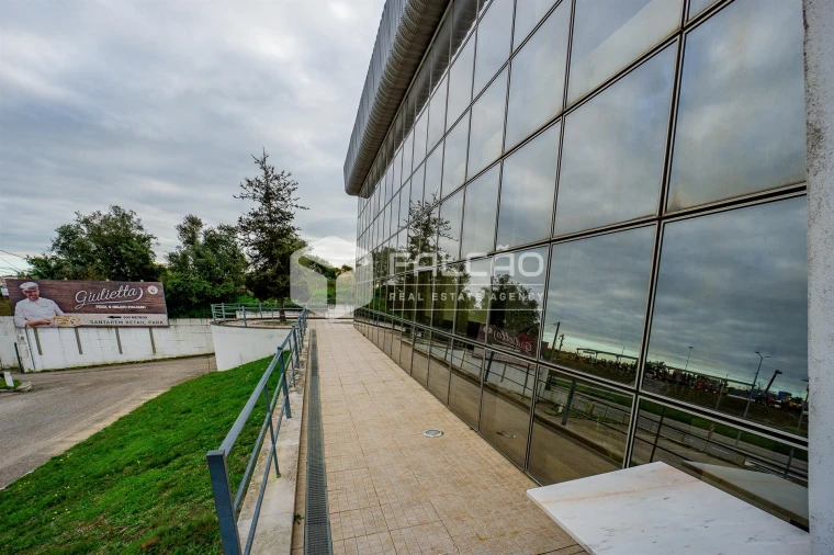 Armazém para Venda em Marvila, Ribeira Santarém, São Salvador, São Nicolau Foto 5