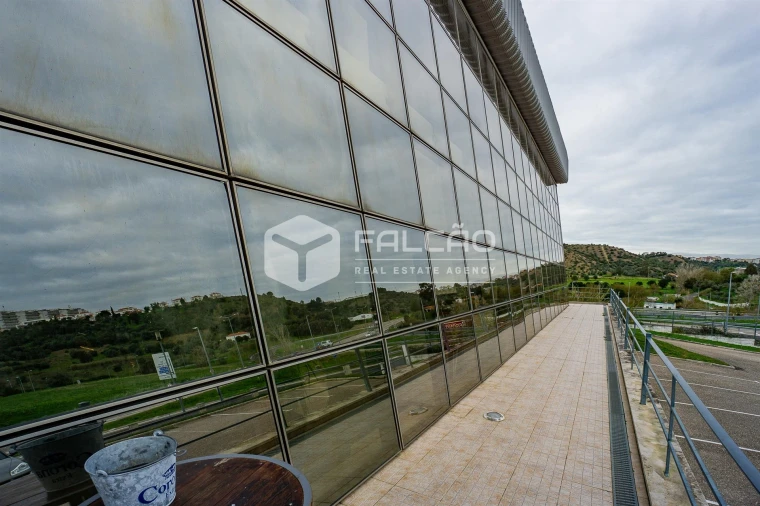 Armazém para Venda em Marvila, Ribeira Santarém, São Salvador, São Nicolau Foto 4