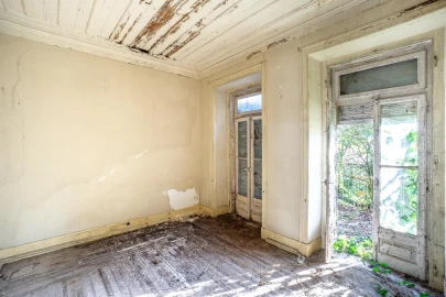 Prédio para Venda em Marvila, Ribeira Santarém, São Salvador, São Nicolau