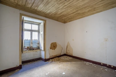 Prédio para Venda em Marvila, Ribeira Santarém, São Salvador, São Nicolau