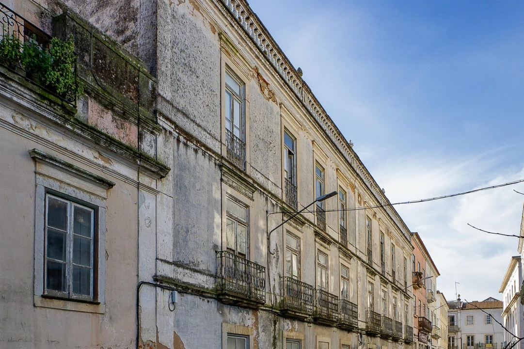 Prédio para Venda em Marvila, Ribeira Santarém, São Salvador, São Nicolau Foto 1