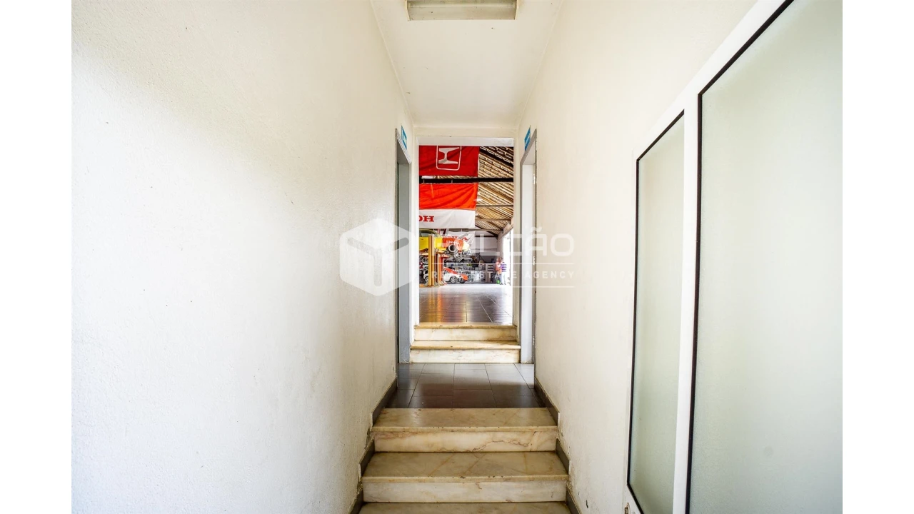 Loja para Venda em Vila Chã de Ourique Foto 14