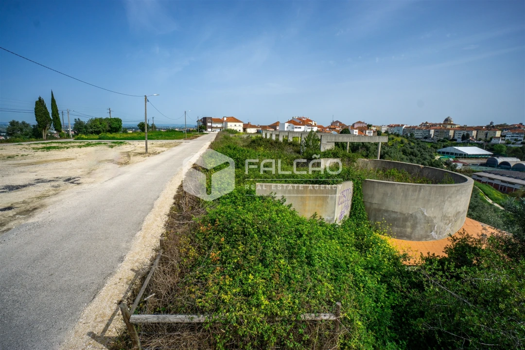 Terreno para Venda em Marvila, Ribeira Santarém, São Salvador, São Nicolau Foto 1