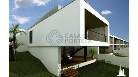 Terreno para Venda em Nogueira do Cravo e Pindelo