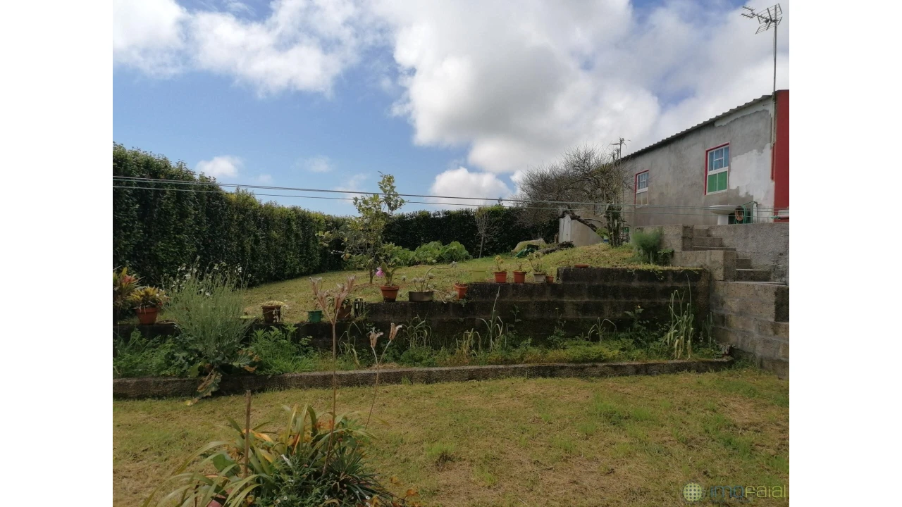 Moradia T3 para Venda em Pedro Miguel Foto 5