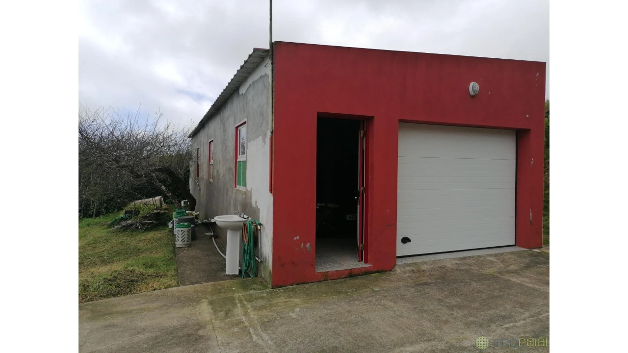 Moradia T3 para Venda em Pedro Miguel Foto 4