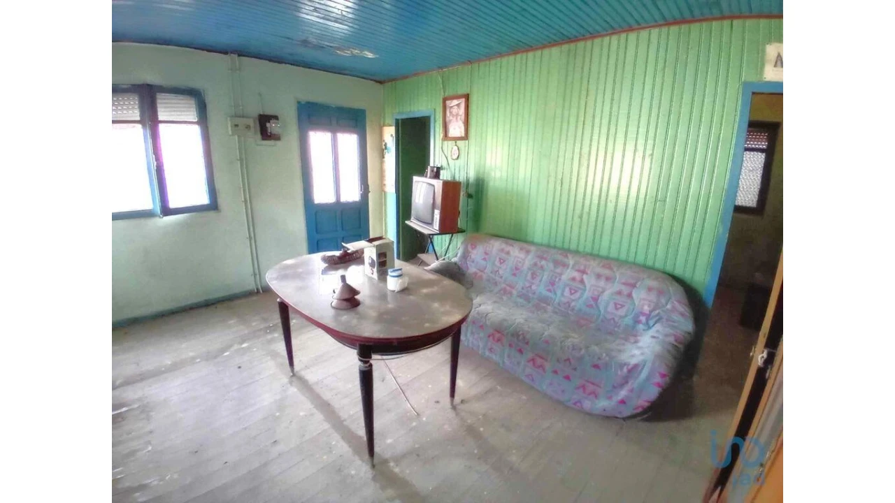 Moradia T2 para Venda em Parada do Monte e Cubalhão Foto 8