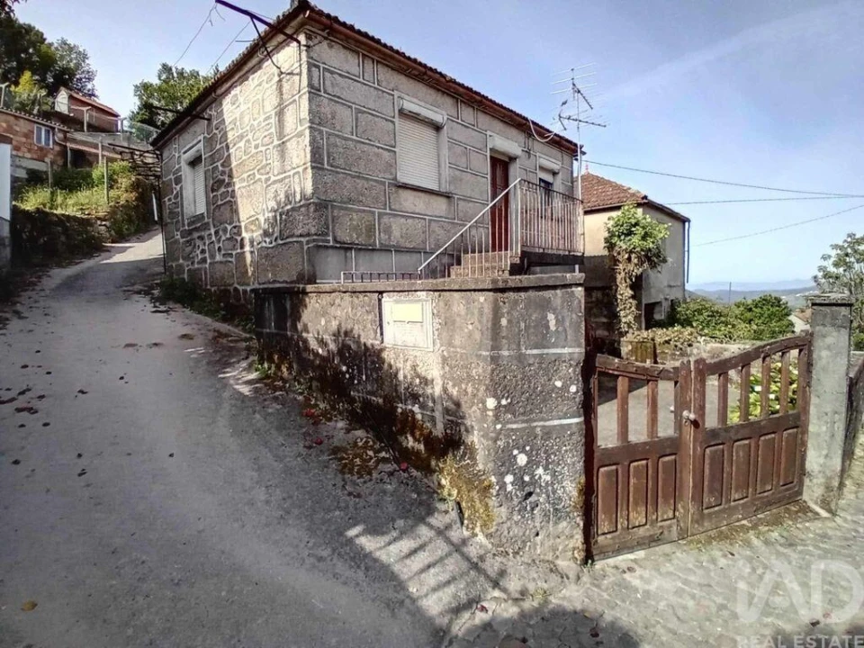 Moradia T2 para Venda em Parada do Monte e Cubalhão Foto 24