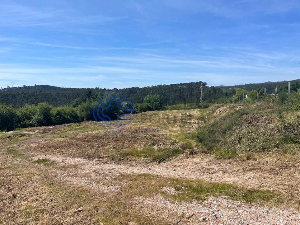 Terreno para Venda em Nogueira do Cravo e Pindelo Foto 17